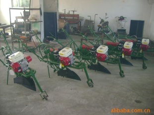 BJL平台官网-分享成都双眼皮和隆鼻五位厉害的整形医生(图3) BJL平台