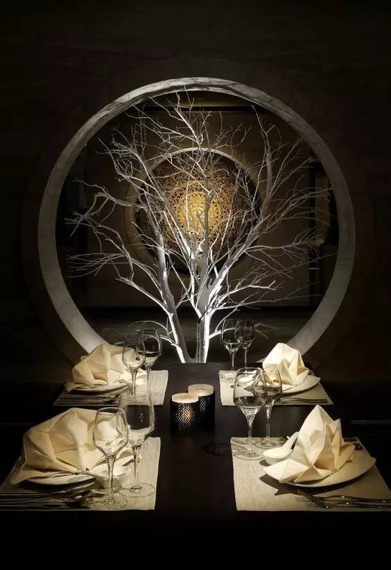 BJL平台官网-巴西女模特花500多万,只为了塑造一个“大臀”(图4) BJL平台