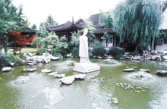 ‘BJL平台’化妆品PK自体脂肪 谁是最好护肤品(图2) BJL平台官网